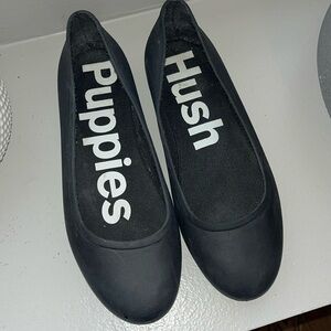 Hush Puppies Black Ballet Flats - Size 9